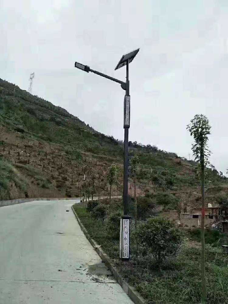 丘北县仿古太阳能路灯